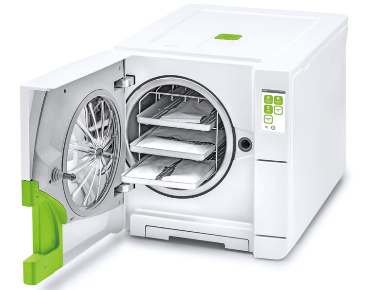 オートクレーブ（高圧蒸気滅菌器）